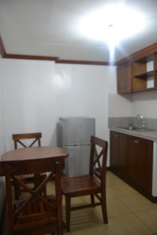 Isabelle Royale Paranaque Paranaque City المظهر الخارجي الصورة