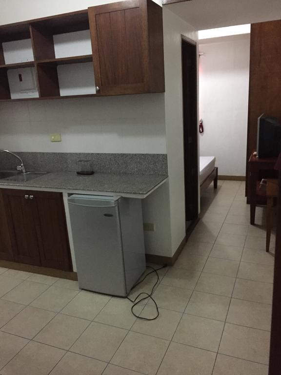 Isabelle Royale Paranaque Paranaque City المظهر الخارجي الصورة