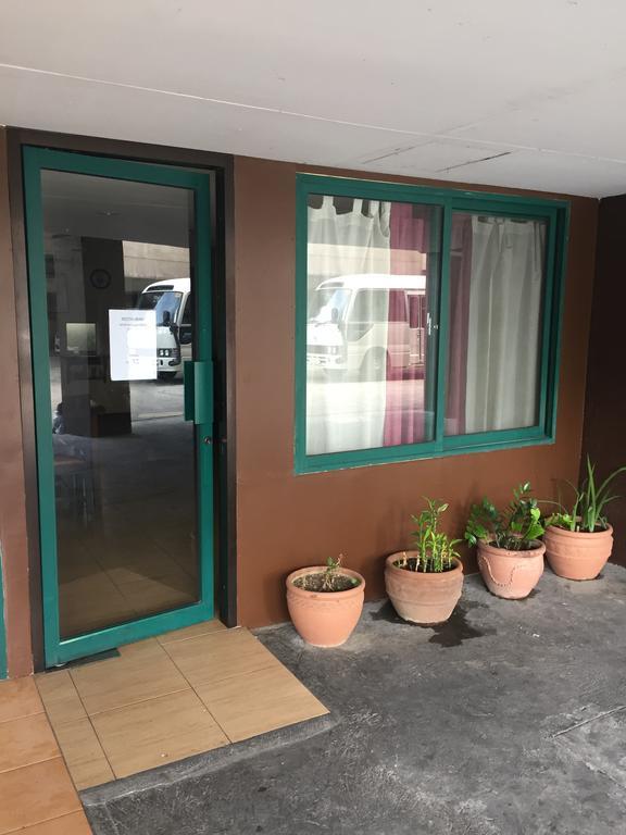 Isabelle Royale Paranaque Paranaque City المظهر الخارجي الصورة