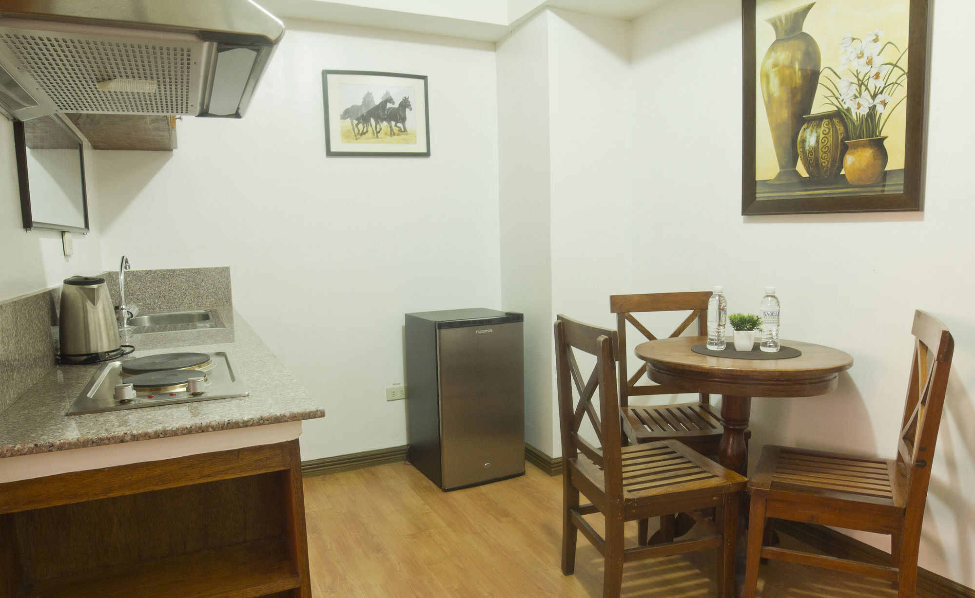 Isabelle Royale Paranaque Paranaque City المظهر الخارجي الصورة